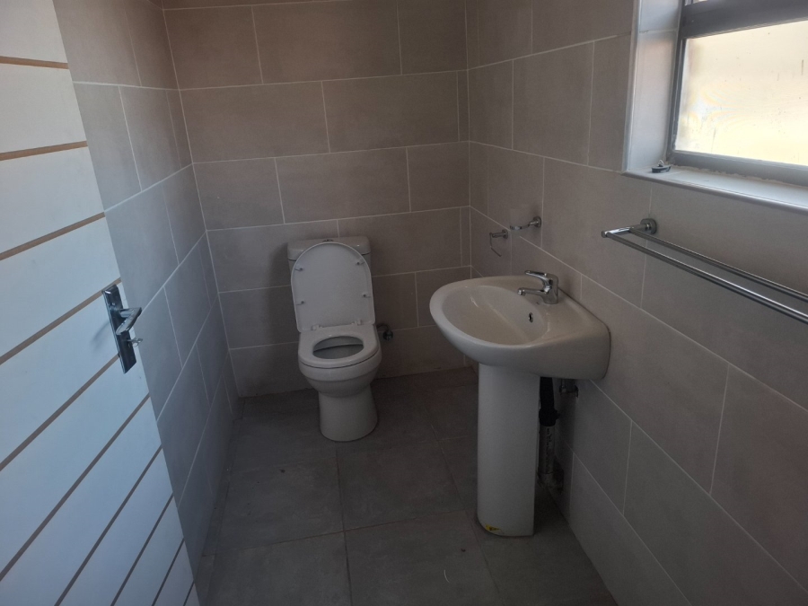 To Let 2 Bedroom Property for Rent in Kroonstad Central Free State